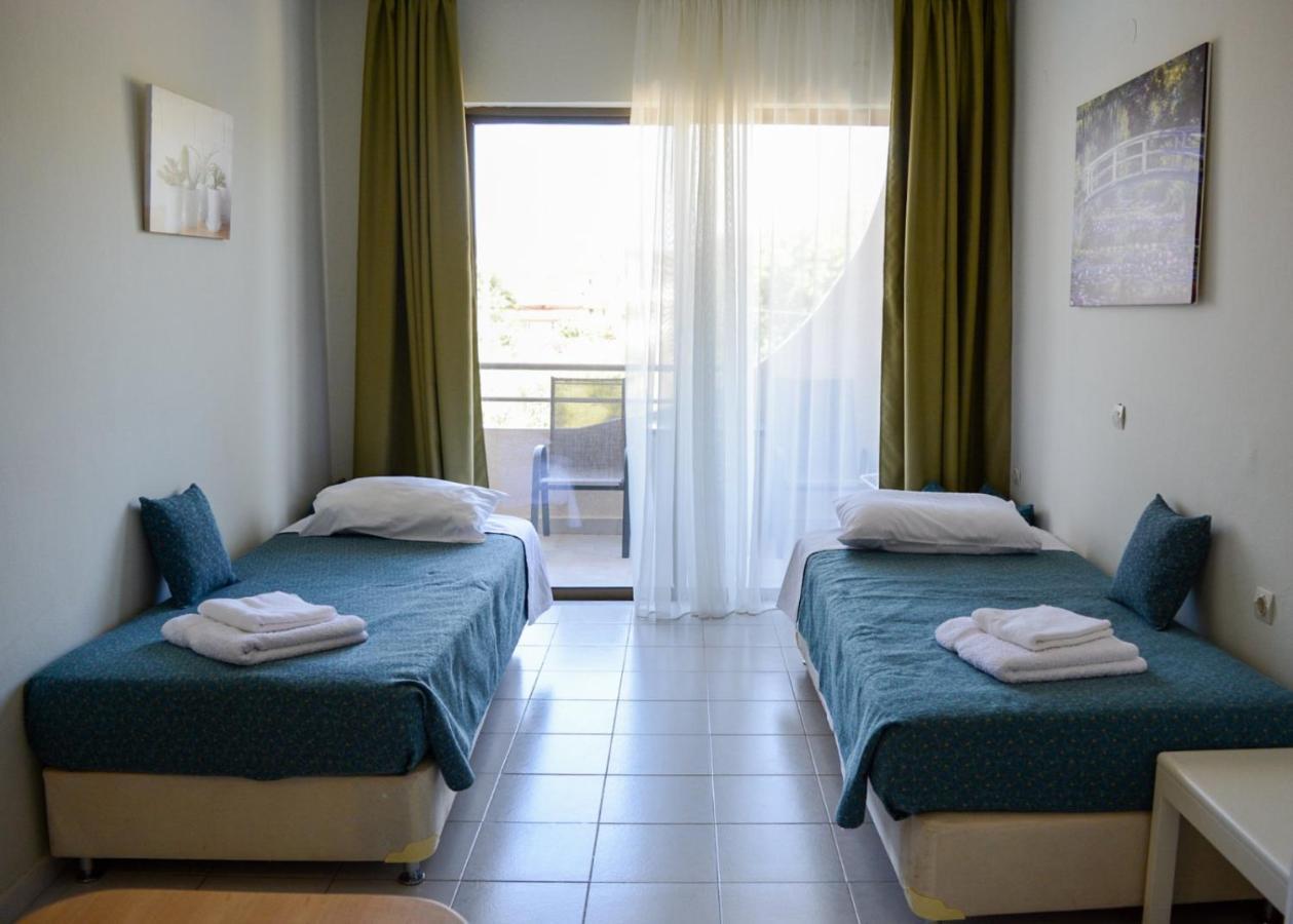 Ivory Hotel Theológos 외부 사진