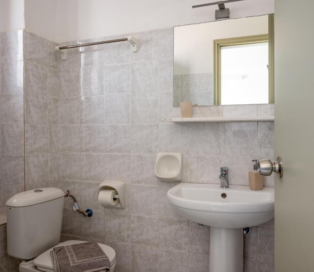 Ivory Hotel Theológos 외부 사진