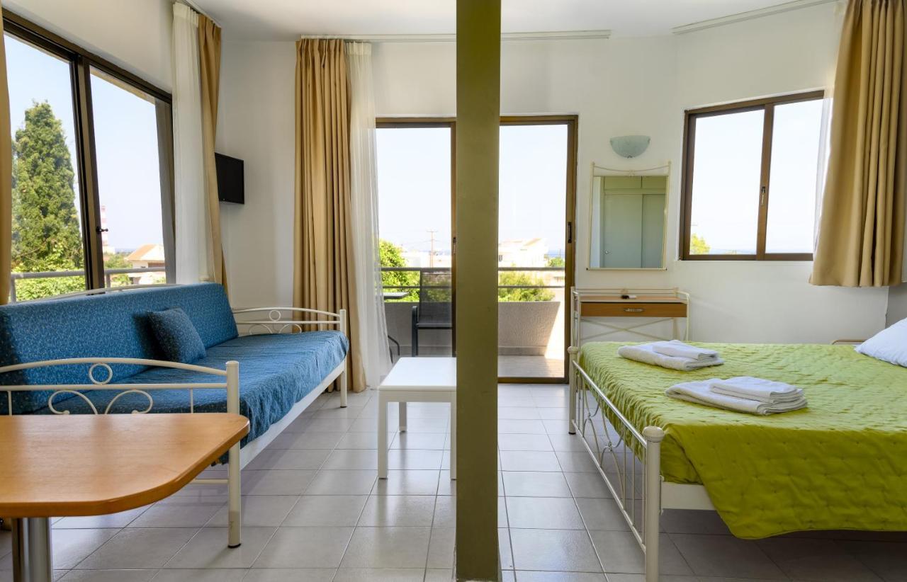 Ivory Hotel Theológos 외부 사진