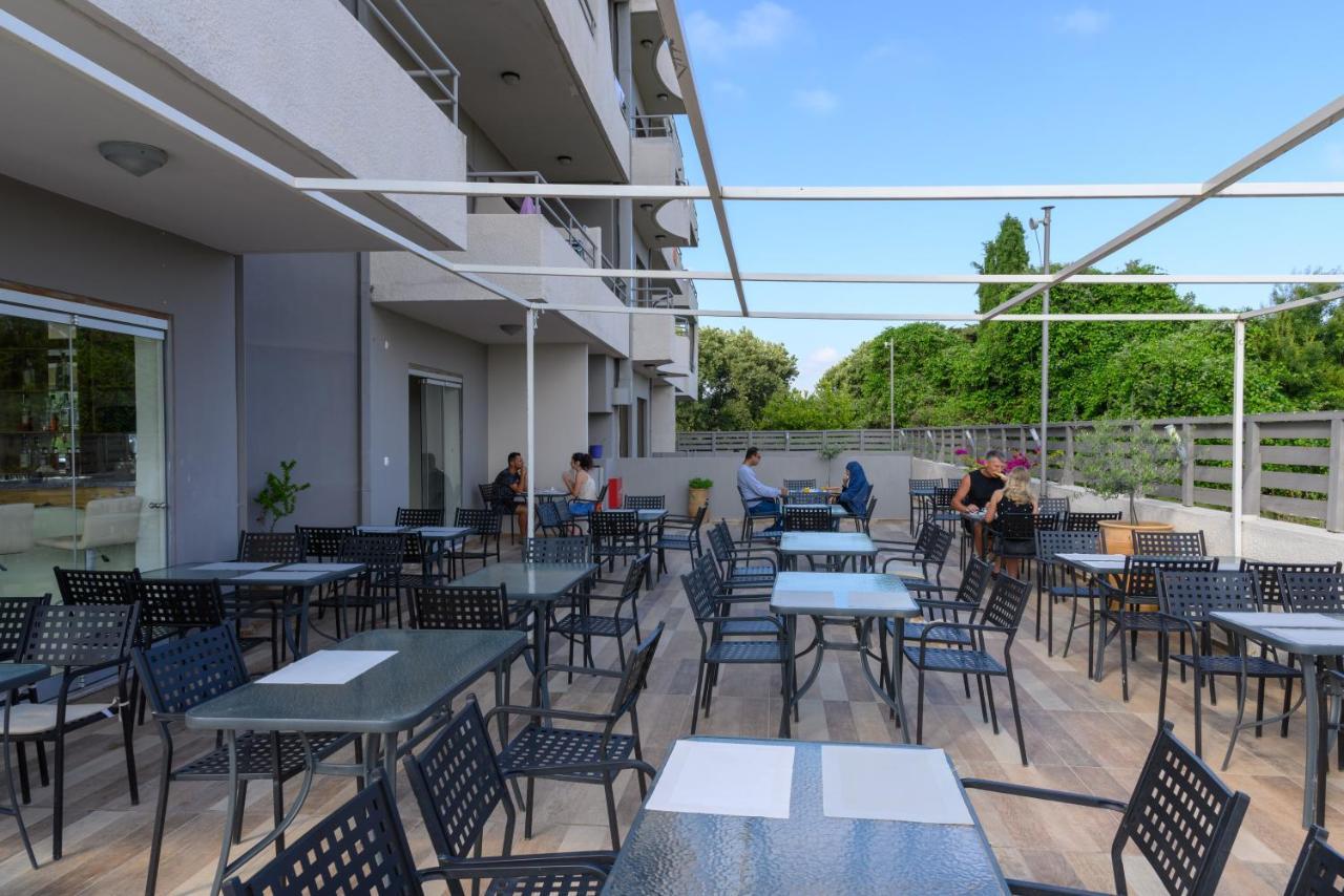 Ivory Hotel Theológos 외부 사진
