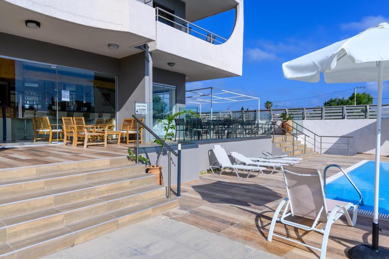 Ivory Hotel Theológos 외부 사진