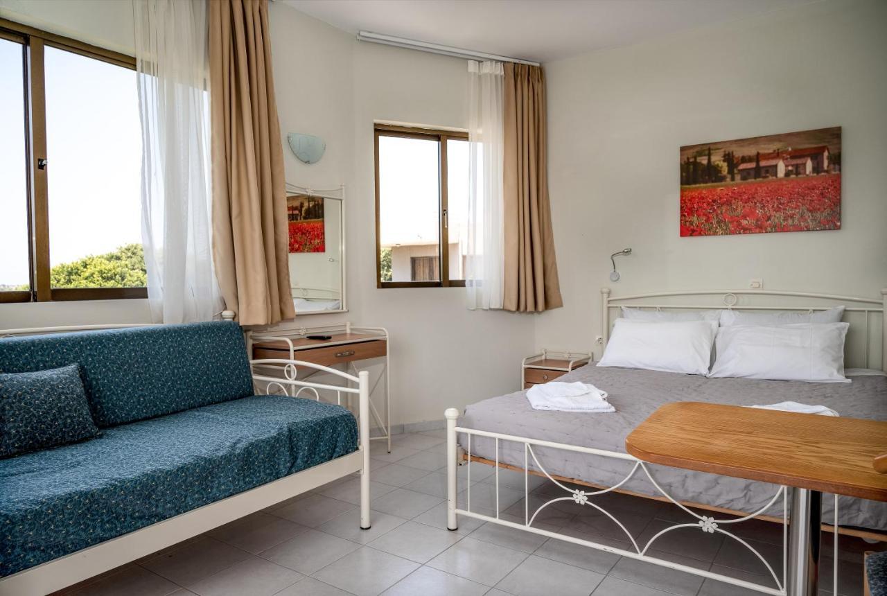 Ivory Hotel Theológos 외부 사진